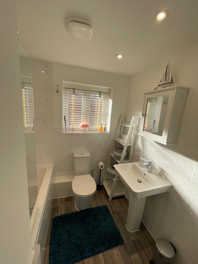 Aspen Villa Hemel Hempstead Exterior photo